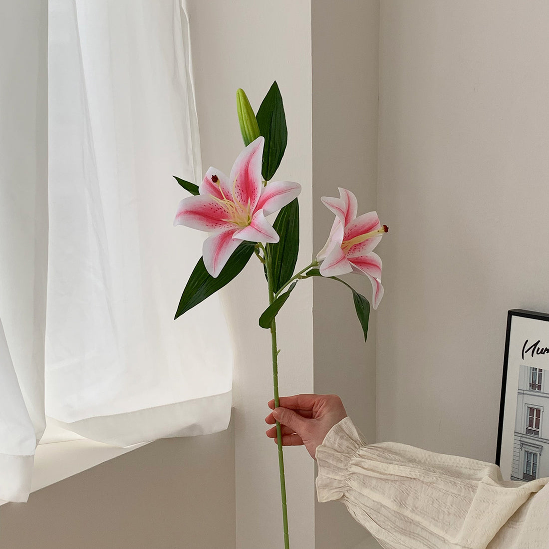 Luxury Real Touch Oriental Lily Stem | Lifelike F-aux Stargazer Lily