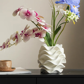 Wavy Sculptural Ceramic Vase | Modern Ribbon Vase for Minimalist & Avant-Garde Decor