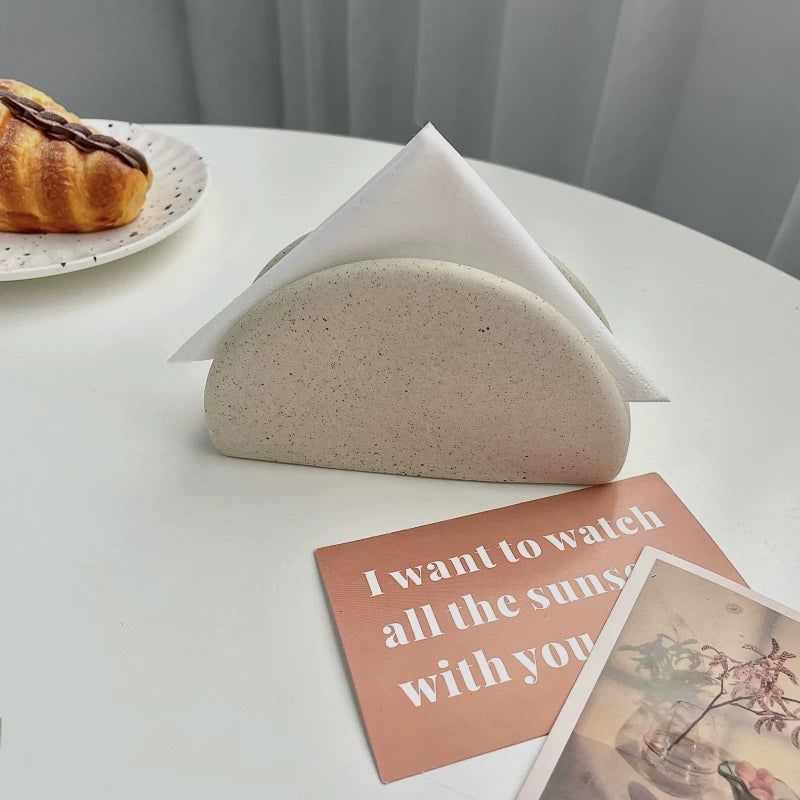 Skulpturaler, gesprenkelter Keramik-Serviettenhalter | Minimalistischer Halbkreis-Papierständer