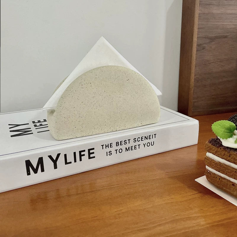 Porte-serviettes en céramique tachetée sculpturale | Support papier semi-circulaire minimaliste