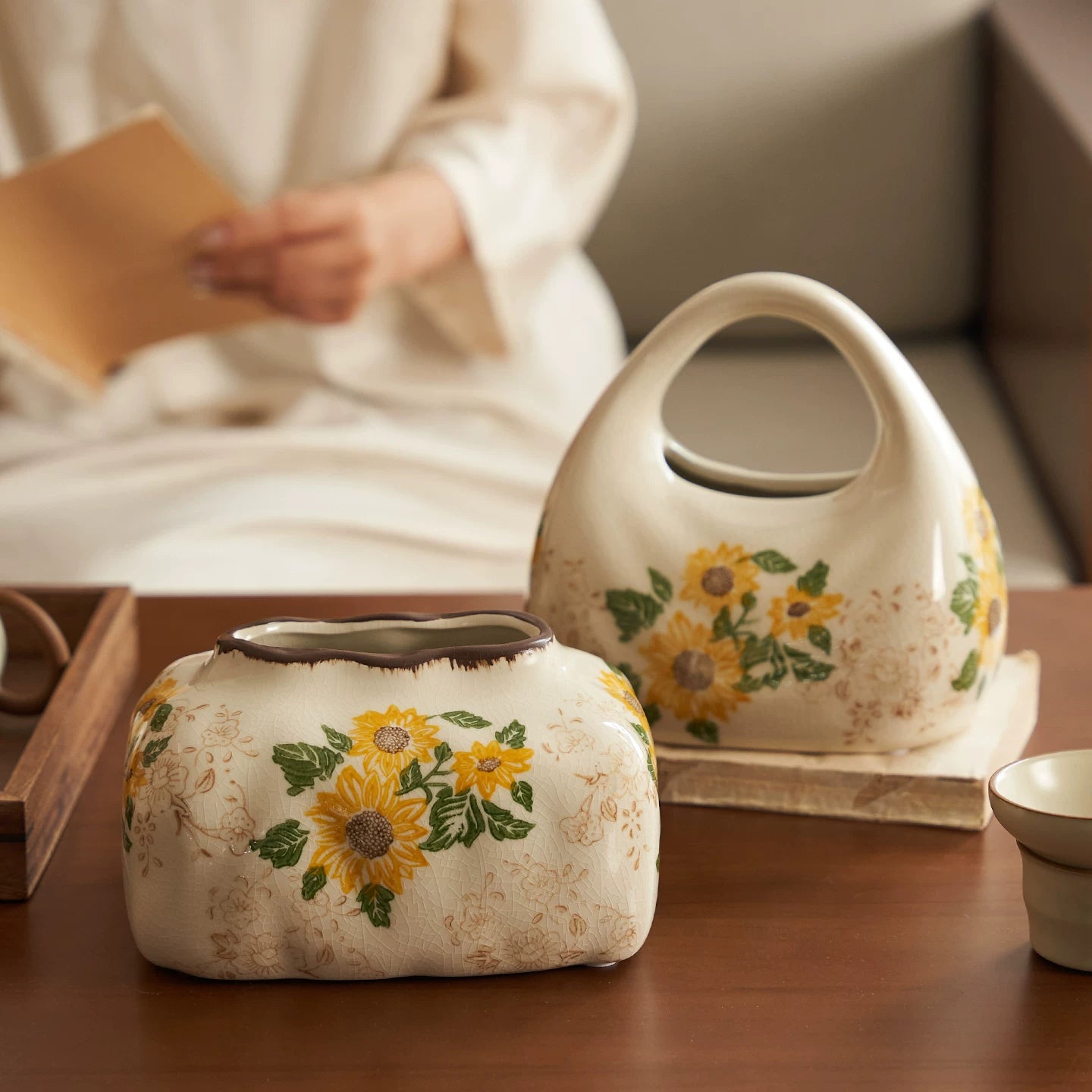 Vintage Sunflower Ceramic Tissue Box Cover | Artisan Crackle Glaze Decor