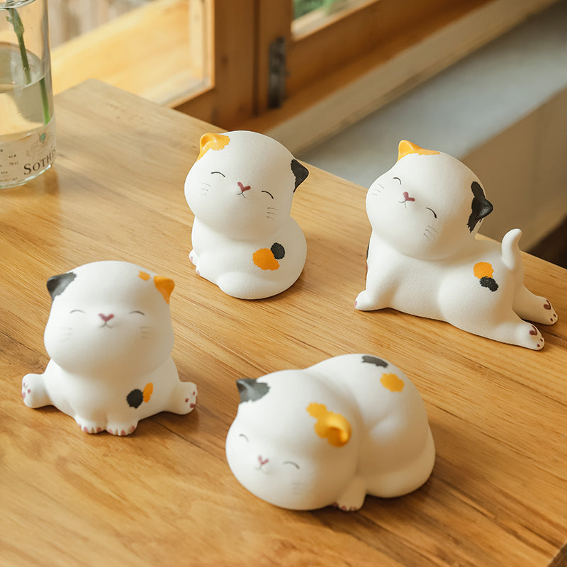 Handcrafted Calico Cat Figurine – A Sweet Touch of Warmth & Whimsy