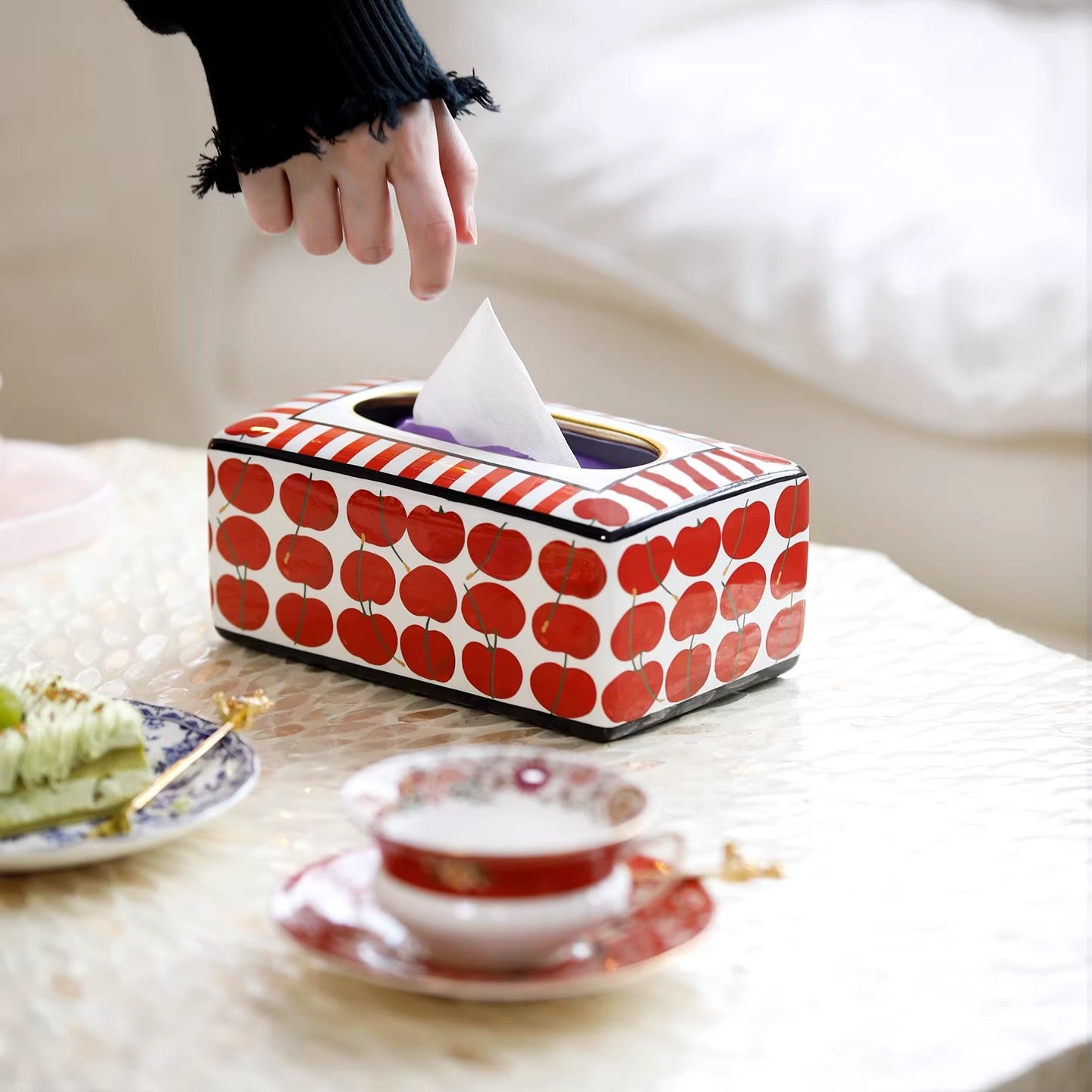Boîte à mouchoirs en céramique cerise rétro | Distributeur Pop Art rayé
