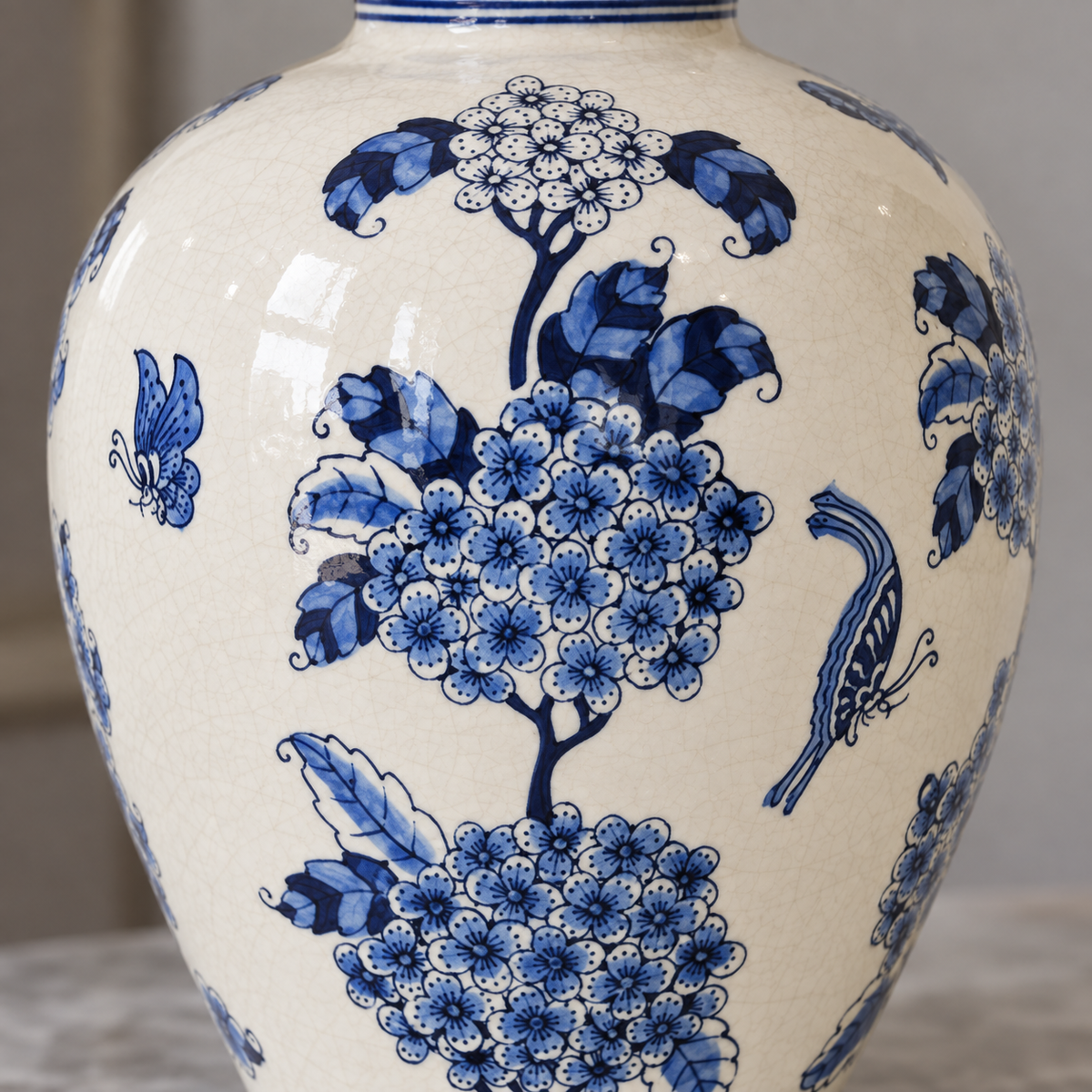 Blue and White Hydrangea Butterfly Vase – Large – decorative detail