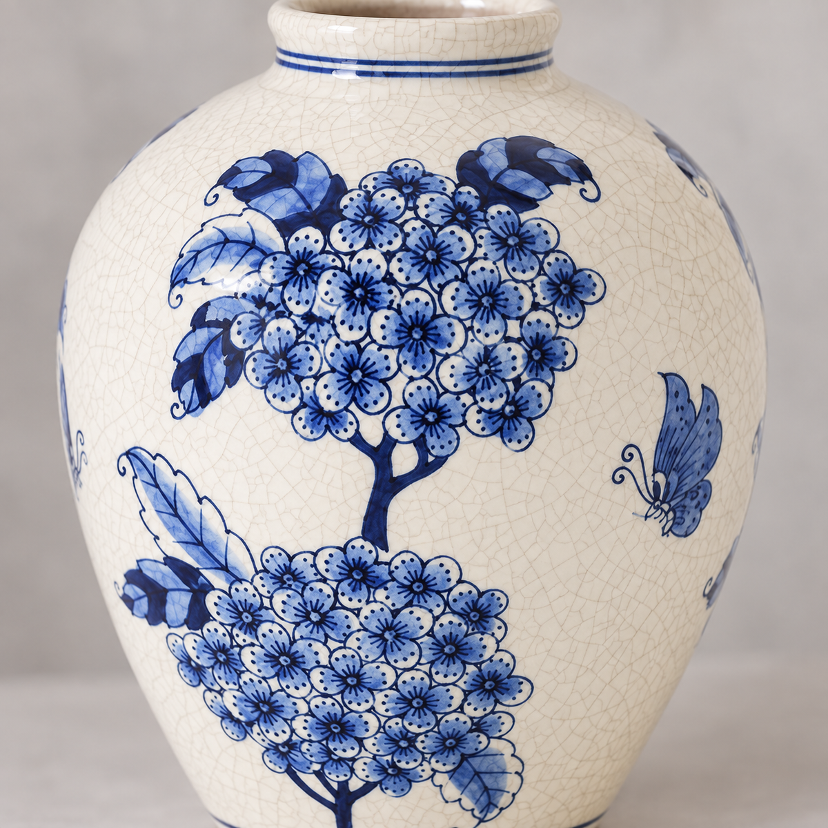 Blue and White Hydrangea Butterfly Vase – Small – decorative detail