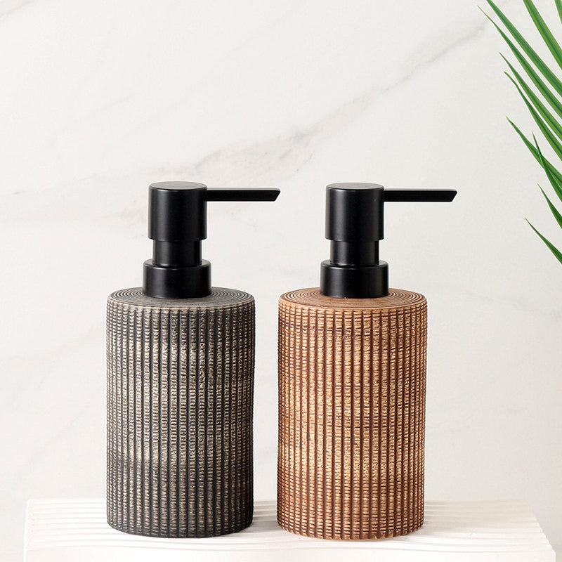 Pompe à savon cylindrique moderne | Céramique texturée côtelée